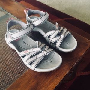 Size 9.5 Teva Sandals